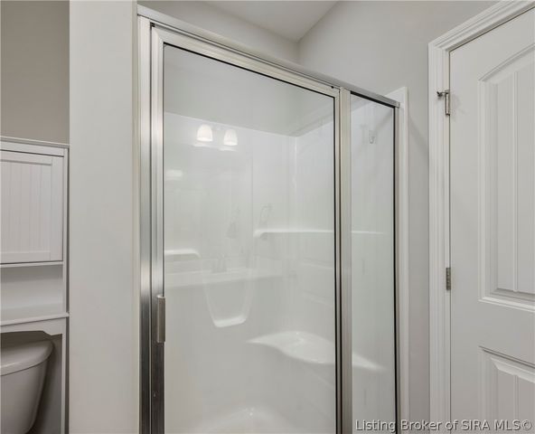 3523 Edgewood Village Drive, Jeffersonville, IN 47130