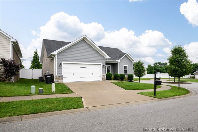 3523 Edgewood Village Drive, Jeffersonville, IN 47130