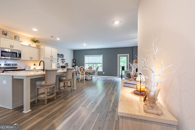 157 Kris Street, Bremen, GA 30110