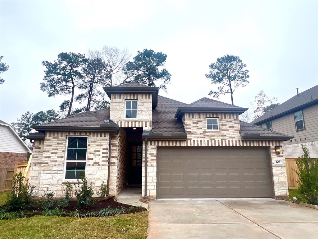 303 Landes Trail, Willis, TX 77318