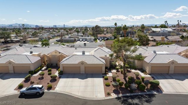 472 Fallwood Lane, Las Vegas, NV 89107