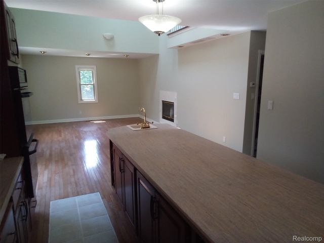 2631 Tessmer Road, Ann Arbor, MI 48103