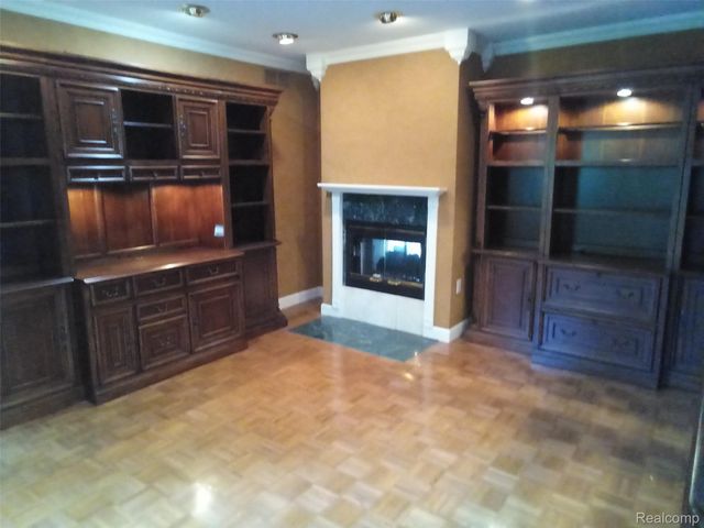 2631 Tessmer Road, Ann Arbor, MI 48103