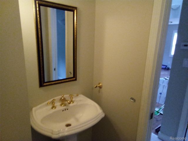 2631 Tessmer Road, Ann Arbor, MI 48103