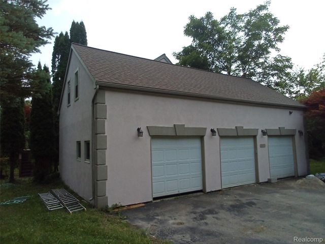 2631 Tessmer Road, Ann Arbor, MI 48103