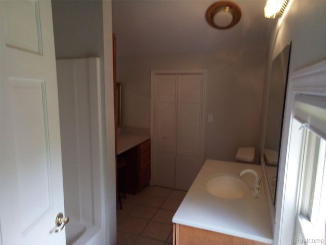 2631 Tessmer Road, Ann Arbor, MI 48103