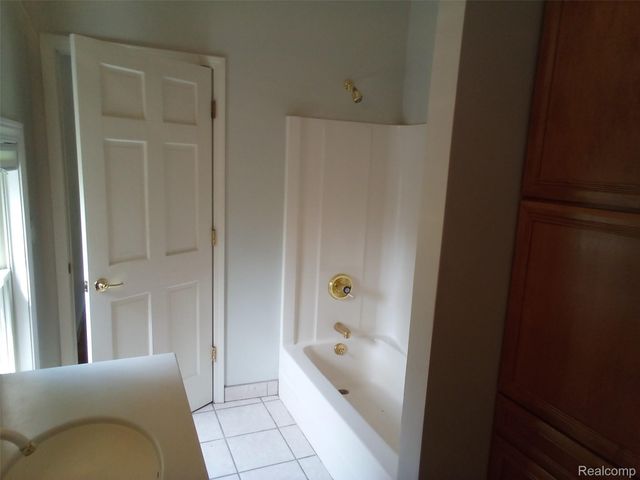 2631 Tessmer Road, Ann Arbor, MI 48103