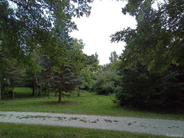 2631 Tessmer Road, Ann Arbor, MI 48103