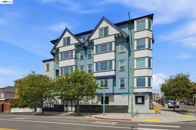 252 International Blvd 303, Oakland, CA 94606