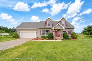 5867 Hillcrest Drive, Eaton Rapids, MI 48827