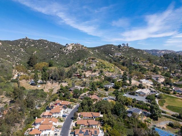 1709 LARKHAVEN GLEN, Escondido, CA 92026