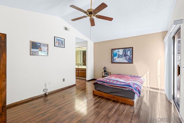 1709 LARKHAVEN GLEN, Escondido, CA 92026