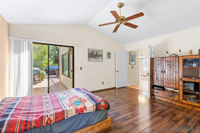 1709 LARKHAVEN GLEN, Escondido, CA 92026