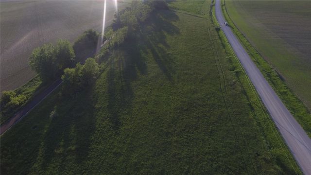 54th Street, Center Point, IA 52213