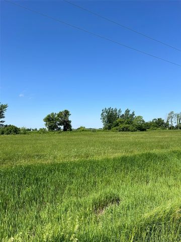 54th Street, Center Point, IA 52213