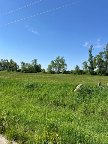 54th Street, Center Point, IA 52213