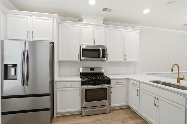 523 Green Fern Drive, Summerville, SC 29483