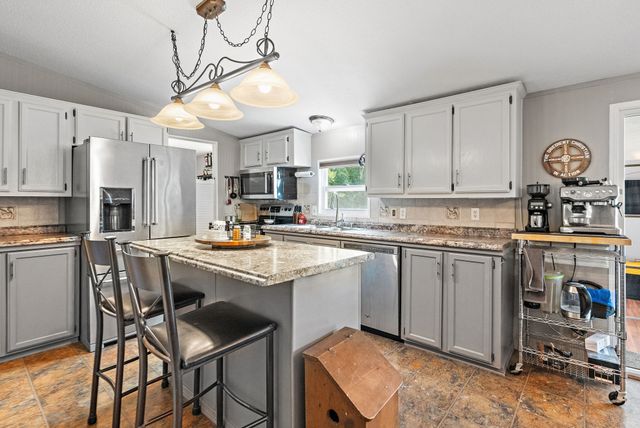 1333 Roberts Rd, Goodlettsville, TN 37072