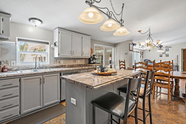 1333 Roberts Rd, Goodlettsville, TN 37072