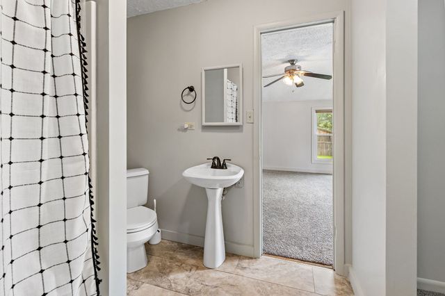 1333 Roberts Rd, Goodlettsville, TN 37072