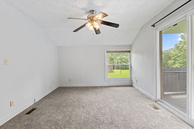 1333 Roberts Rd, Goodlettsville, TN 37072