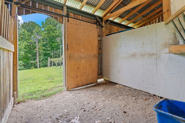 1333 Roberts Rd, Goodlettsville, TN 37072