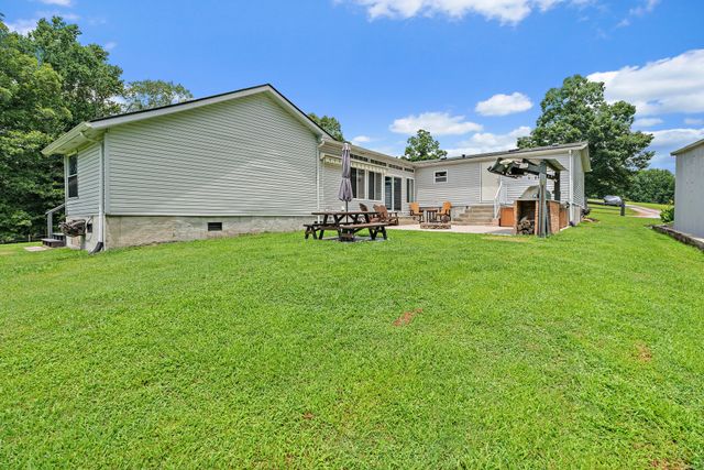 1333 Roberts Rd, Goodlettsville, TN 37072
