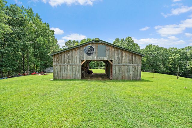 1333 Roberts Rd, Goodlettsville, TN 37072
