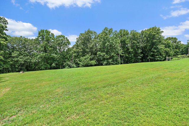 1333 Roberts Rd, Goodlettsville, TN 37072