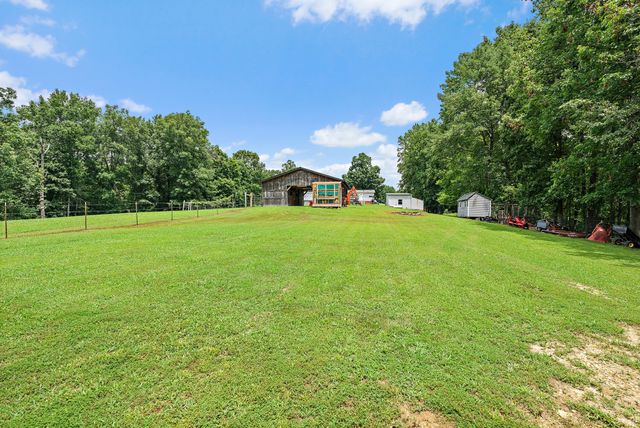 1333 Roberts Rd, Goodlettsville, TN 37072
