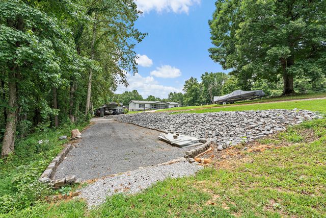 1333 Roberts Rd, Goodlettsville, TN 37072
