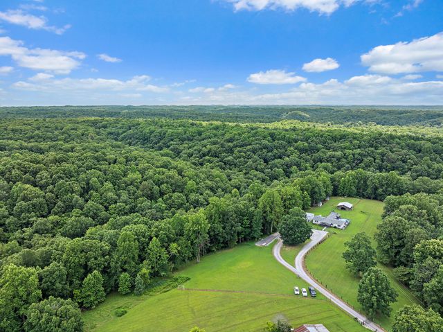 1333 Roberts Rd, Goodlettsville, TN 37072