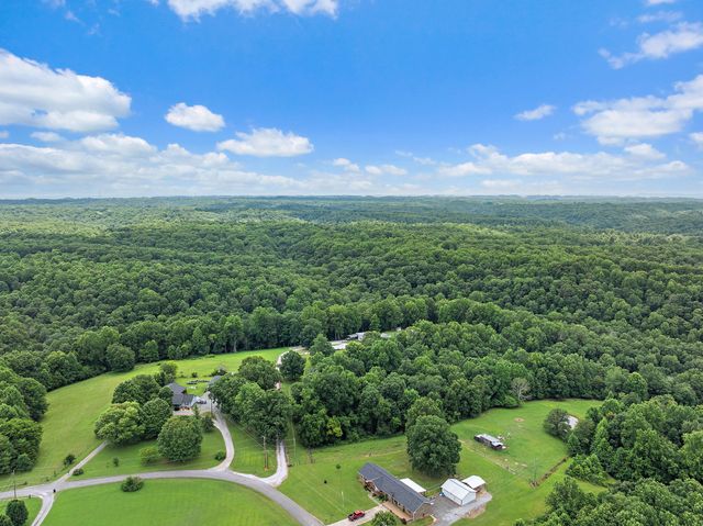 1333 Roberts Rd, Goodlettsville, TN 37072