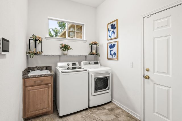 640 Hurricane Creek Circle, Anna, TX 75409