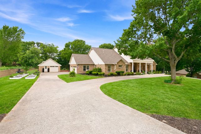 640 Hurricane Creek Circle, Anna, TX 75409