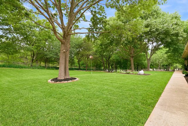 640 Hurricane Creek Circle, Anna, TX 75409
