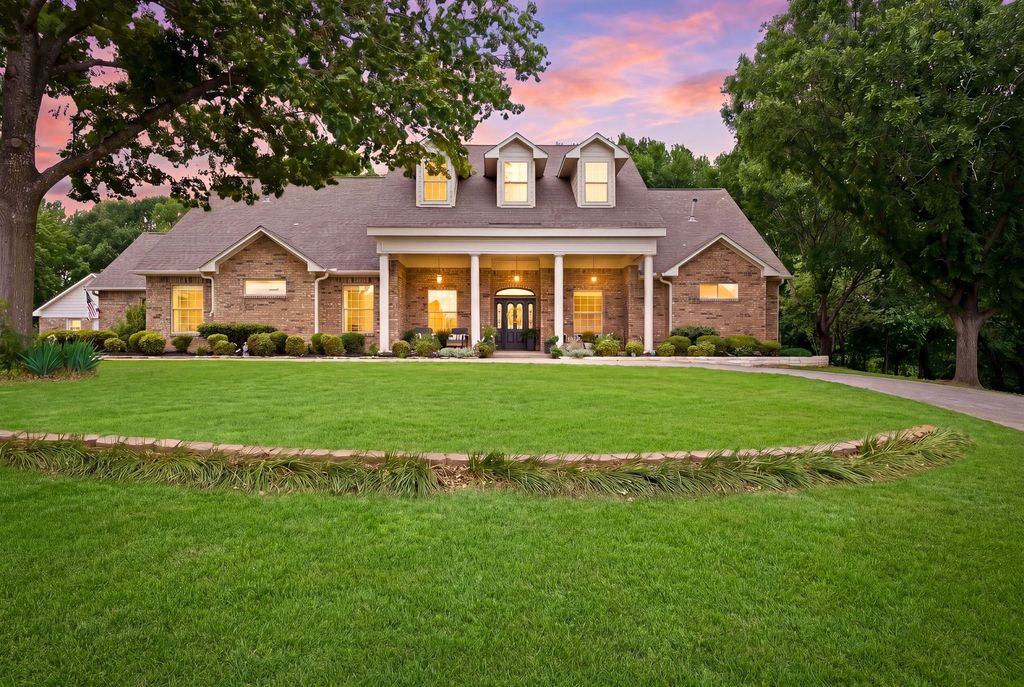640 Hurricane Creek Circle, Anna, TX 75409