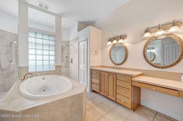2604 Canary Isles Drive, Melbourne, FL 32901