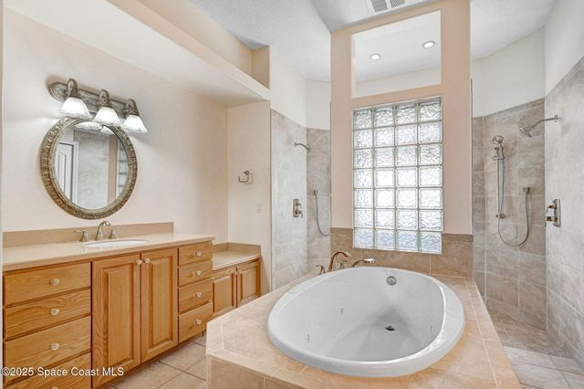 2604 Canary Isles Drive, Melbourne, FL 32901