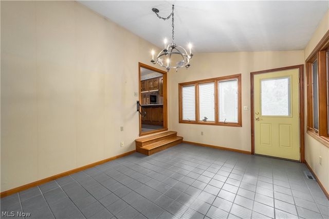 22870 Laramie Drive, Rocky River, OH 44116