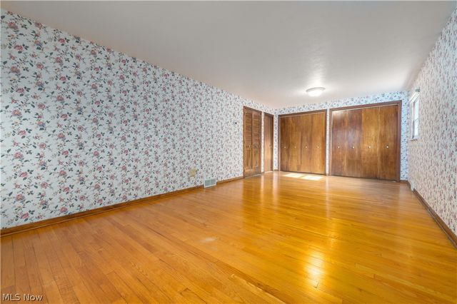 22870 Laramie Drive, Rocky River, OH 44116