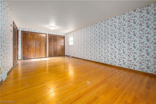22870 Laramie Drive, Rocky River, OH 44116