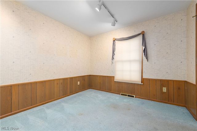 22870 Laramie Drive, Rocky River, OH 44116