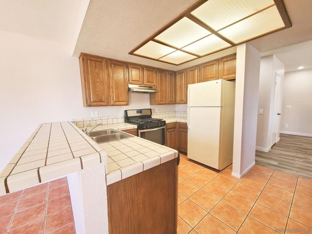 4166 Monroe Avenue, San Diego, CA 92116