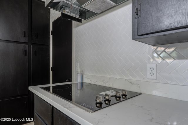 2803 W 18th Street, Plainview, TX 79072