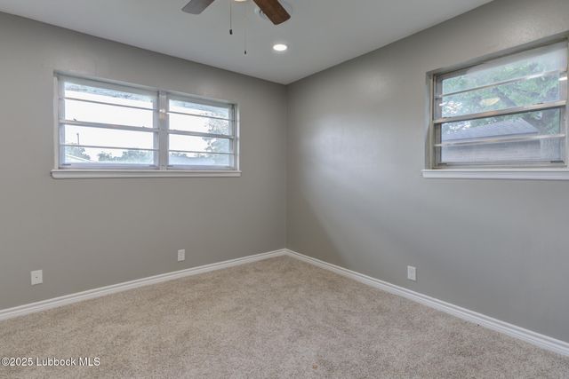 2803 W 18th Street, Plainview, TX 79072