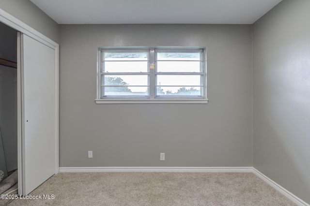 2803 W 18th Street, Plainview, TX 79072