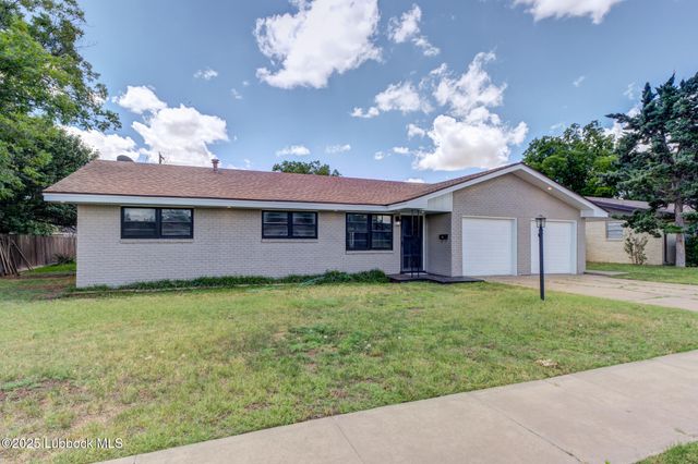 2803 W 18th Street, Plainview, TX 79072