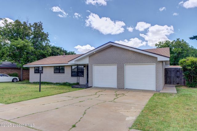 2803 W 18th Street, Plainview, TX 79072