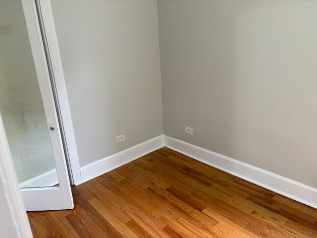 2146 W 22nd Place 2, Chicago, IL 60608